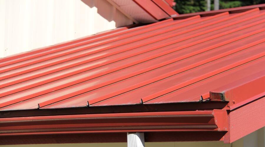 Professional gutter cleaning services in Camby, IN